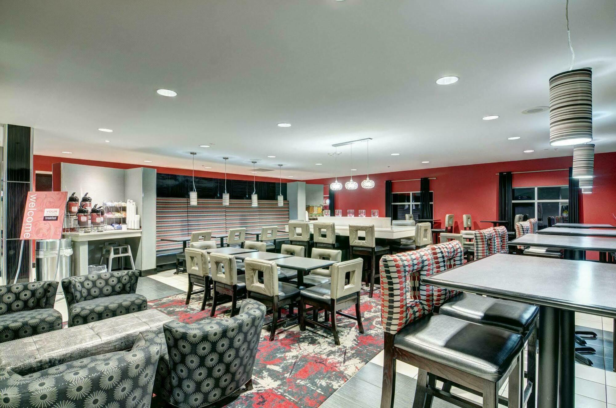 Comfort Suites Williamsburg Historic Area Luaran gambar